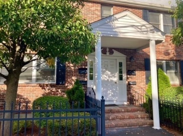 12 Cutter, Waltham, Massachusetts, 2 Bedrooms Bedrooms, 4 Rooms Rooms,1 BathroomBathrooms,Residential Lease,For Rent,Cutter,73487361 12 Cutter, Waltham, Massachusetts, 2 Bedrooms Bedrooms, 4 Rooms Rooms,1 BathroomBathrooms,Residential Lease,For Rent,Cutter,73487361
