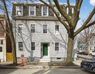 241 Hurley St, Cambridge, Massachusetts, 1 Bedroom Bedrooms, 3 Rooms Rooms,1 BathroomBathrooms,Residential,For Sale,Hurley St,73487412
