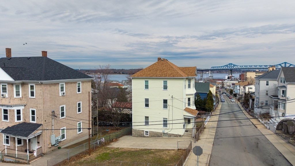221 Beach St, Fall River, Massachusetts, 9 Bedrooms Bedrooms, 15 Rooms Rooms,3 BathroomsBathrooms,Residential Income,For Sale,Beach St,73487415