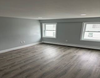 242 Main Street, Ashland, Massachusetts, 1 Bedroom Bedrooms, 3 Rooms Rooms,1 BathroomBathrooms,Residential Lease,For Rent,Main Street,73487427