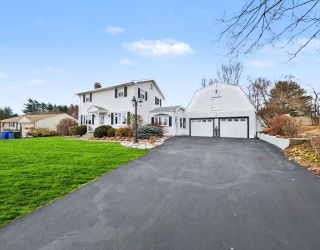 23 Rachael St, Springfield, Massachusetts, 3 Bedrooms Bedrooms, 7 Rooms Rooms,1.5 BathroomsBathrooms,Residential,For Sale,Rachael St,73487431