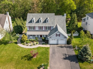 46 Hound Pack Cir, Walpole, Massachusetts, 5 Bedrooms Bedrooms, 8 Rooms Rooms,4 BathroomsBathrooms,Residential Lease,For Rent,Hound Pack Cir,73487436