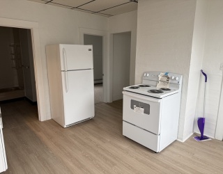 68 Court Street, Whitman, Massachusetts, 3 Bedrooms Bedrooms, 5 Rooms Rooms,1 BathroomBathrooms,Residential Lease,For Rent,Court Street,73487496