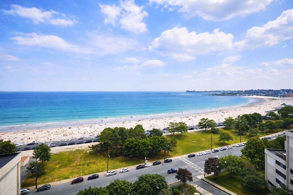 382 Ocean Ave, Revere, Massachusetts, 2 Bedrooms Bedrooms, 4 Rooms Rooms,2 BathroomsBathrooms,Residential,For Sale,Ocean Ave,73487534