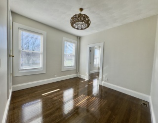 89 Dale Street, Revere, Massachusetts, 2 Bedrooms Bedrooms, 5 Rooms Rooms,1 BathroomBathrooms,Residential Lease,For Rent,Dale Street,73487621