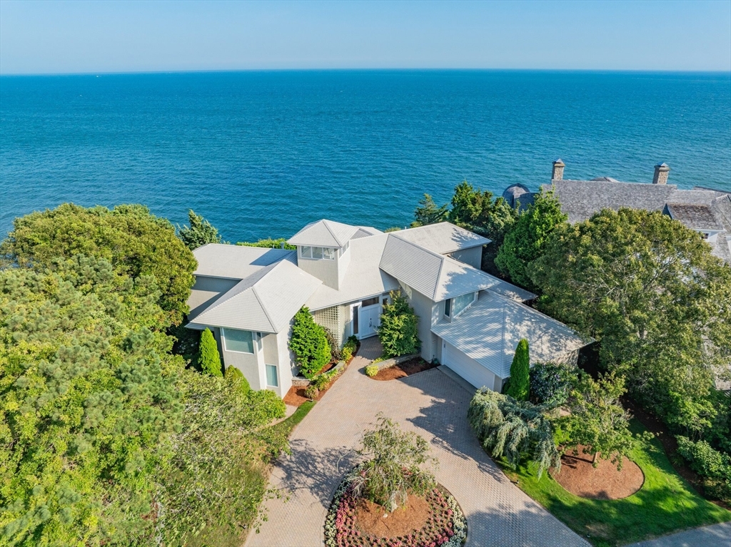 40 Triton Way, Mashpee, Massachusetts, 5 Bedrooms Bedrooms, 9 Rooms Rooms,5.5 BathroomsBathrooms,Residential,For Sale,Triton Way,73487652