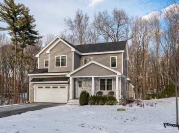 9 Billis Way, Groveland, Massachusetts, 4 Bedrooms Bedrooms, 8 Rooms Rooms,3.5 BathroomsBathrooms,Residential,For Sale,Billis Way,73465396 9 Billis Way, Groveland, Massachusetts, 4 Bedrooms Bedrooms, 8 Rooms Rooms,3.5 BathroomsBathrooms,Residential,For Sale,Billis Way,73465396