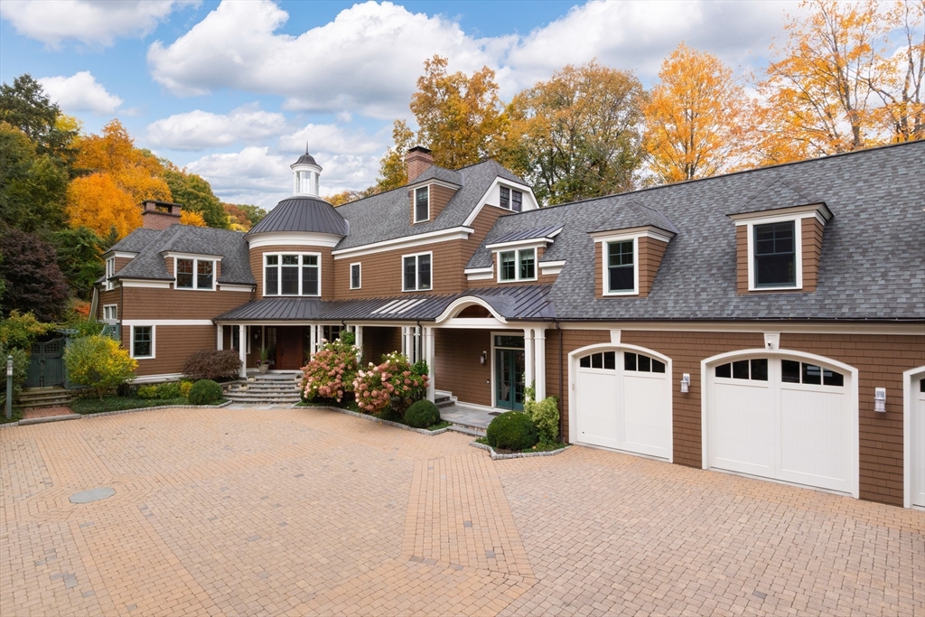 1 Chestnut Place, Brookline, Massachusetts, 6 Bedrooms Bedrooms, 25 Rooms Rooms,7 BathroomsBathrooms,Residential,For Sale,Chestnut Place,73487838