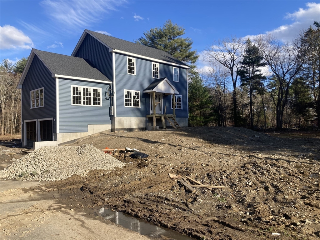 501 West Washington St, Hanson, Massachusetts, 4 Bedrooms Bedrooms, 7 Rooms Rooms,2.5 BathroomsBathrooms,Residential,For Sale,West Washington St,73483705