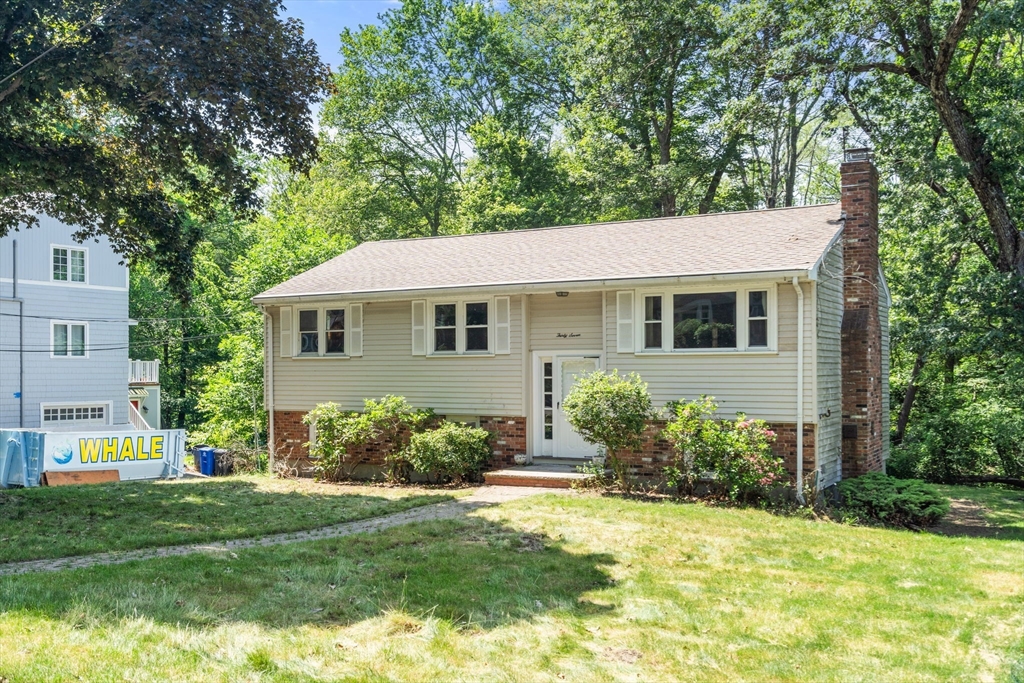 37 Freemont St, Lexington, Massachusetts, 3 Bedrooms Bedrooms, 6 Rooms Rooms,1 BathroomBathrooms,Residential,For Sale,Freemont St,73487874