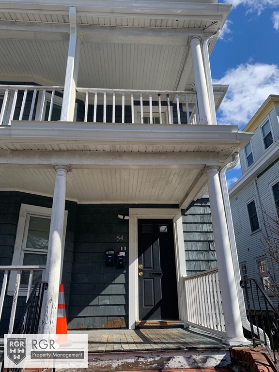 54 Floyd Street, Boston, Massachusetts, 3 Bedrooms Bedrooms, 6 Rooms Rooms,1 BathroomBathrooms,Residential Lease,For Rent,Floyd Street,73487913