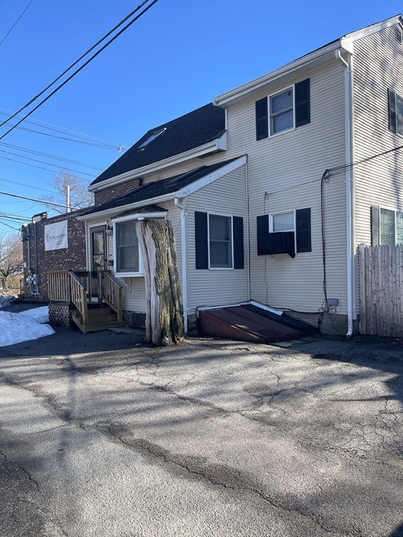 519 Crescent St, Brockton, Massachusetts, 4 Bedrooms Bedrooms, 11 Rooms Rooms,3.5 BathroomsBathrooms,Residential,For Sale,Crescent St,73487746