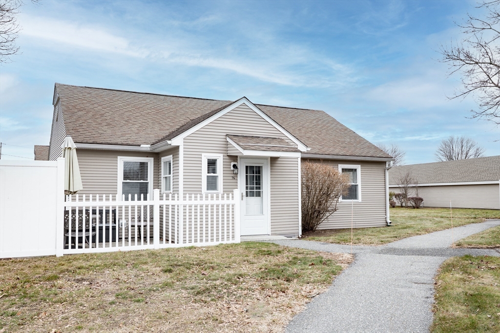 76 Kelley Rd, Chicopee, Massachusetts, 2 Bedrooms Bedrooms, 4 Rooms Rooms,1 BathroomBathrooms,Residential,For Sale,Kelley Rd,73487926