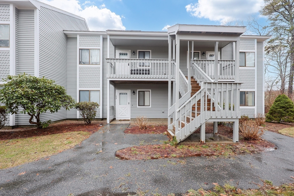 106 Eaton Ln, Brewster, Massachusetts, 2 Bedrooms Bedrooms, 4 Rooms Rooms,2 BathroomsBathrooms,Residential,For Sale,Eaton Ln,73487961