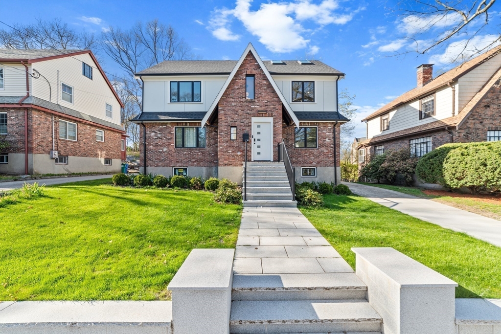 45 Rowena Rd, Newton, Massachusetts, 6 Bedrooms Bedrooms, 9 Rooms Rooms,5 BathroomsBathrooms,Residential,For Sale,Rowena Rd,73487980