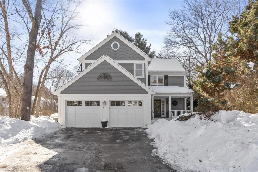 47 Bridgecourt Ln, Concord, Massachusetts, 4 Bedrooms Bedrooms, 9 Rooms Rooms,2.5 BathroomsBathrooms,Residential,For Sale,Bridgecourt Ln,73474344