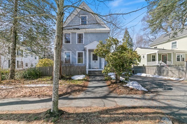 46 Whittier Street, Andover, Massachusetts, 4 Bedrooms Bedrooms, 10 Rooms Rooms,2 BathroomsBathrooms,Residential,For Sale,Whittier Street,73488055
