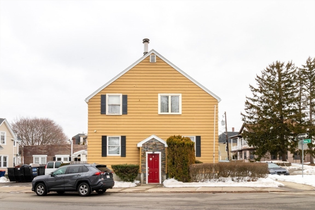 1930 Acushnet Ave, New Bedford, Massachusetts, 6 Bedrooms Bedrooms, 13 Rooms Rooms,2 BathroomsBathrooms,Residential Income,For Sale,Acushnet Ave,73488059