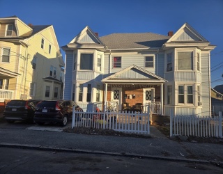 100 Bailey St, Lawrence, Massachusetts, 5 Bedrooms Bedrooms, 8 Rooms Rooms,1 BathroomBathrooms,Residential,For Sale,Bailey St,73488065