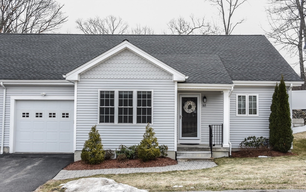 63 Cobblestone Lane, Worcester, Massachusetts, 2 Bedrooms Bedrooms, 5 Rooms Rooms,2 BathroomsBathrooms,Residential,For Sale,Cobblestone Lane,73488114