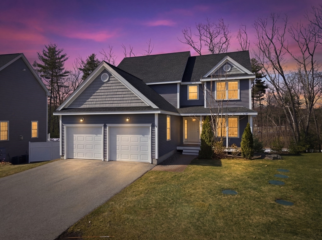 11 Bigelow Dr, Berlin, Massachusetts, 3 Bedrooms Bedrooms, 7 Rooms Rooms,2.5 BathroomsBathrooms,Residential,For Sale,Bigelow Dr,73488049