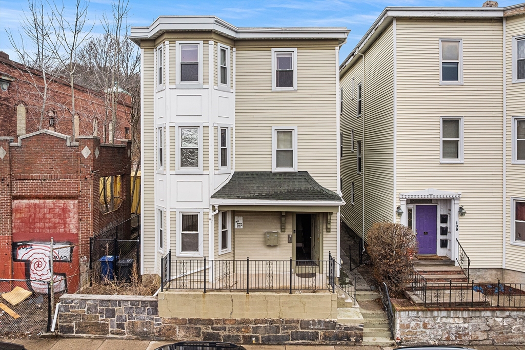 111 Heath St, Boston, Massachusetts, 8 Bedrooms Bedrooms, 20 Rooms Rooms,6 BathroomsBathrooms,Residential Income,For Sale,Heath St,73488126