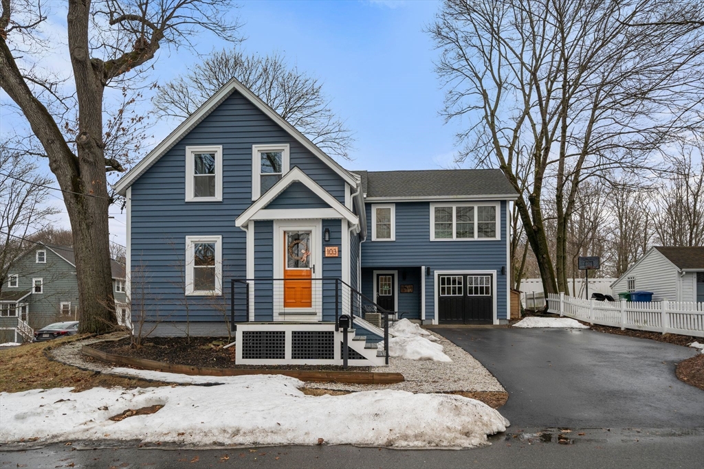 103 Orange Street, Reading, Massachusetts, 3 Bedrooms Bedrooms, 7 Rooms Rooms,2.5 BathroomsBathrooms,Residential,For Sale,Orange Street,73488208