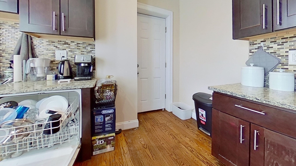 2971 Washington St., Boston, Massachusetts, 2 Bedrooms Bedrooms, 4 Rooms Rooms,1 BathroomBathrooms,Residential Lease,For Rent,Washington St.,73488281