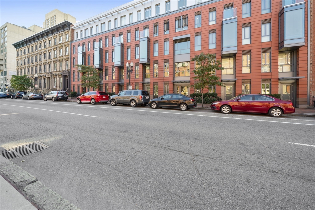 691 Massachusetts Ave, Boston, Massachusetts, 1 Bedroom Bedrooms, 3 Rooms Rooms,1 BathroomBathrooms,Residential Lease,For Rent,Massachusetts Ave,73488159