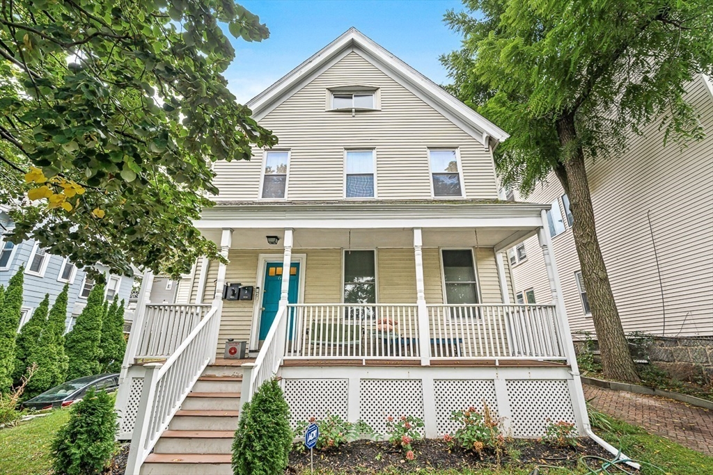 64 Hyde Park Avenue, Boston, Massachusetts, 3 Bedrooms Bedrooms, 5 Rooms Rooms,1 BathroomBathrooms,Residential,For Sale,Hyde Park Avenue,73488313