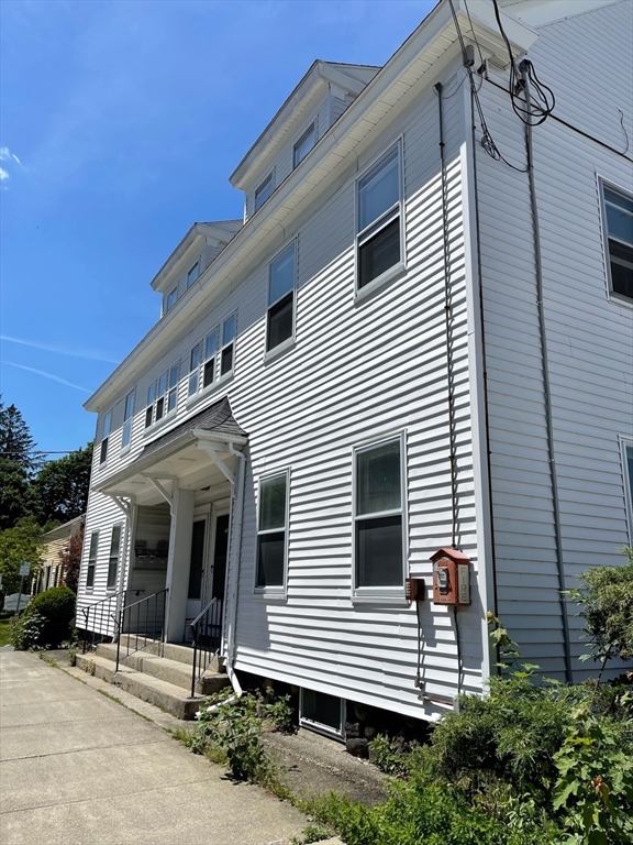 9 Windsor Ave, Acton, Massachusetts, 1 Bedroom Bedrooms, 3 Rooms Rooms,1 BathroomBathrooms,Residential Lease,For Rent,Windsor Ave,73474928