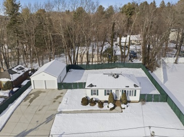 23 Gail Drive, Holden, Massachusetts, 3 Bedrooms Bedrooms, 5 Rooms Rooms,1 BathroomBathrooms,Residential,For Sale,Gail Drive,73472345