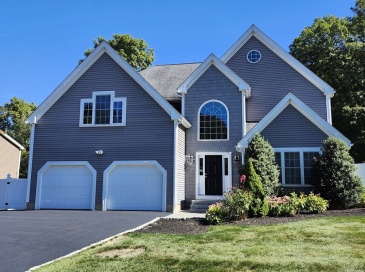20 Woodridge Rd, Millbury, Massachusetts, 4 Bedrooms Bedrooms, 10 Rooms Rooms,2.5 BathroomsBathrooms,Residential,For Sale,Woodridge Rd,73437660