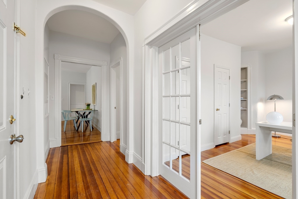 206 Pearl, Somerville, Massachusetts, 4 Bedrooms Bedrooms, 6 Rooms Rooms,2 BathroomsBathrooms,Residential,For Sale,Pearl,73488648