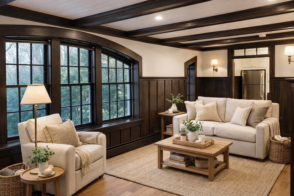 93 Claremont Street, Newton, Massachusetts, 1 Bedroom Bedrooms, 4 Rooms Rooms,1 BathroomBathrooms,Residential Lease,For Rent,Claremont Street,73488440