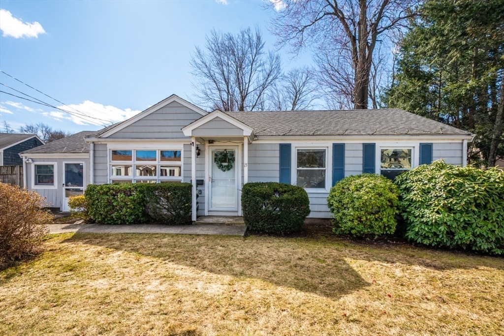 15 Dana Road, Weymouth, Massachusetts, 3 Bedrooms Bedrooms, 6 Rooms Rooms,1 BathroomBathrooms,Residential,For Sale,Dana Road,73488417