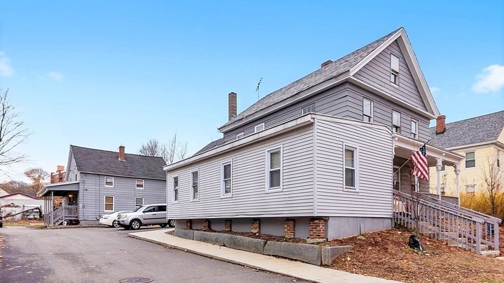 42-44 Summer Street, Leominster, Massachusetts, 11 Bedrooms Bedrooms, 29 Rooms Rooms,6 BathroomsBathrooms,Residential Income,For Sale,Summer Street,73488442