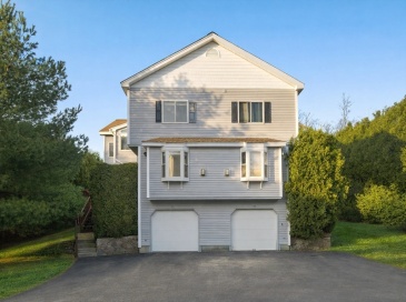 73 Half Crown Cir, Ashland, Massachusetts, 2 Bedrooms Bedrooms, 5 Rooms Rooms,2.5 BathroomsBathrooms,Residential,For Sale,Half Crown Cir,73488478 73 Half Crown Cir, Ashland, Massachusetts, 2 Bedrooms Bedrooms, 5 Rooms Rooms,2.5 BathroomsBathrooms,Residential,For Sale,Half Crown Cir,73488478