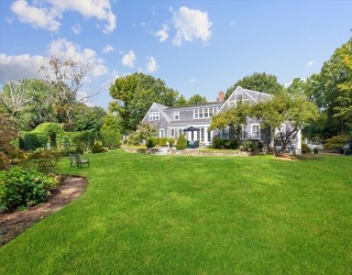 39 Bay Pond Rd, Duxbury, Massachusetts, 5 Bedrooms Bedrooms, 10 Rooms Rooms,6 BathroomsBathrooms,Residential,For Sale,Bay Pond Rd,73488436