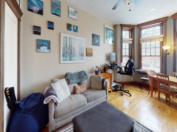 1868 Commonwealth Ave, Boston, Massachusetts, 1 Bedroom Bedrooms, 3 Rooms Rooms,1 BathroomBathrooms,Residential Lease,For Rent,Commonwealth Ave,73488501