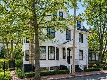 12 Martin Street, Cambridge, Massachusetts, 6 Bedrooms Bedrooms, 12 Rooms Rooms,4.5 BathroomsBathrooms,Residential,For Sale,Martin Street,73488577 12 Martin Street, Cambridge, Massachusetts, 6 Bedrooms Bedrooms, 12 Rooms Rooms,4.5 BathroomsBathrooms,Residential,For Sale,Martin Street,73488577