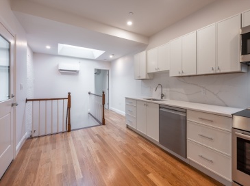 43 Bowdoin, Boston, Massachusetts, 3 Bedrooms Bedrooms, 5 Rooms Rooms,2 BathroomsBathrooms,Residential Lease,For Rent,Bowdoin,73488609