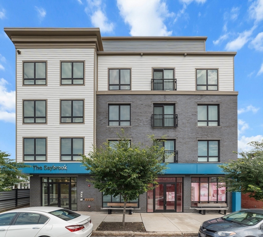 214 Market St, Boston, Massachusetts, 2 Bedrooms Bedrooms, 4 Rooms Rooms,1 BathroomBathrooms,Residential,For Sale,Market St,73488653