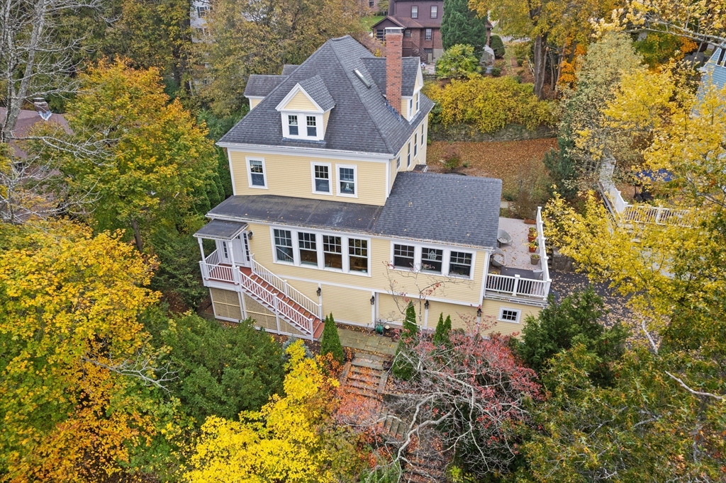 40 Greenwood Ave, Newton, Massachusetts, 7 Bedrooms Bedrooms, 12 Rooms Rooms,4.5 BathroomsBathrooms,Residential,For Sale,Greenwood Ave,73488616