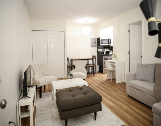 7 Arizona Terrace, Arlington, Massachusetts, 1 Bedroom Bedrooms, 3 Rooms Rooms,1 BathroomBathrooms,Residential Lease,For Rent,Arizona Terrace,73488389