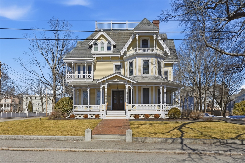 117 Church St, North Attleboro, Massachusetts, 2 Bedrooms Bedrooms, 5 Rooms Rooms,1.5 BathroomsBathrooms,Residential,For Sale,Church St,73488691