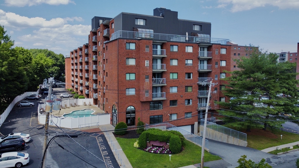 8 Ninth, Medford, Massachusetts, 2 Bedrooms Bedrooms, 5 Rooms Rooms,2 BathroomsBathrooms,Residential Lease,For Rent,Ninth,73488744