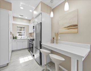 116 Lake Shore Road, Boston, Massachusetts, 2 Bedrooms Bedrooms, 4 Rooms Rooms,1 BathroomBathrooms,Residential,For Sale,Lake Shore Road,73488754