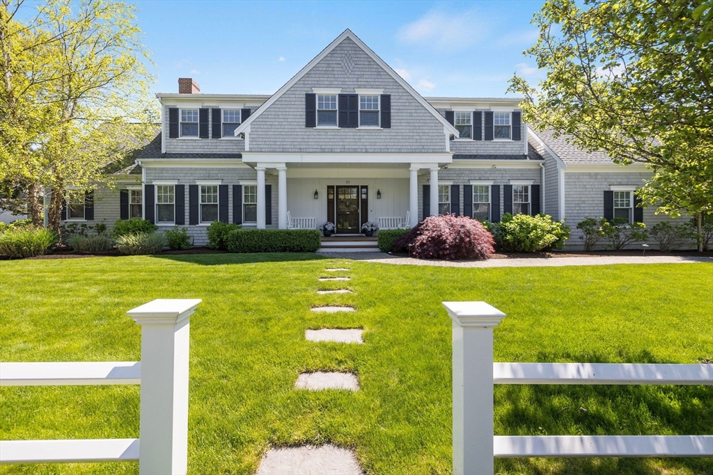 10 Shiverick Rd, Dennis, Massachusetts, 7 Bedrooms Bedrooms, 14 Rooms Rooms,6 BathroomsBathrooms,Residential,For Sale,Shiverick Rd,73488765