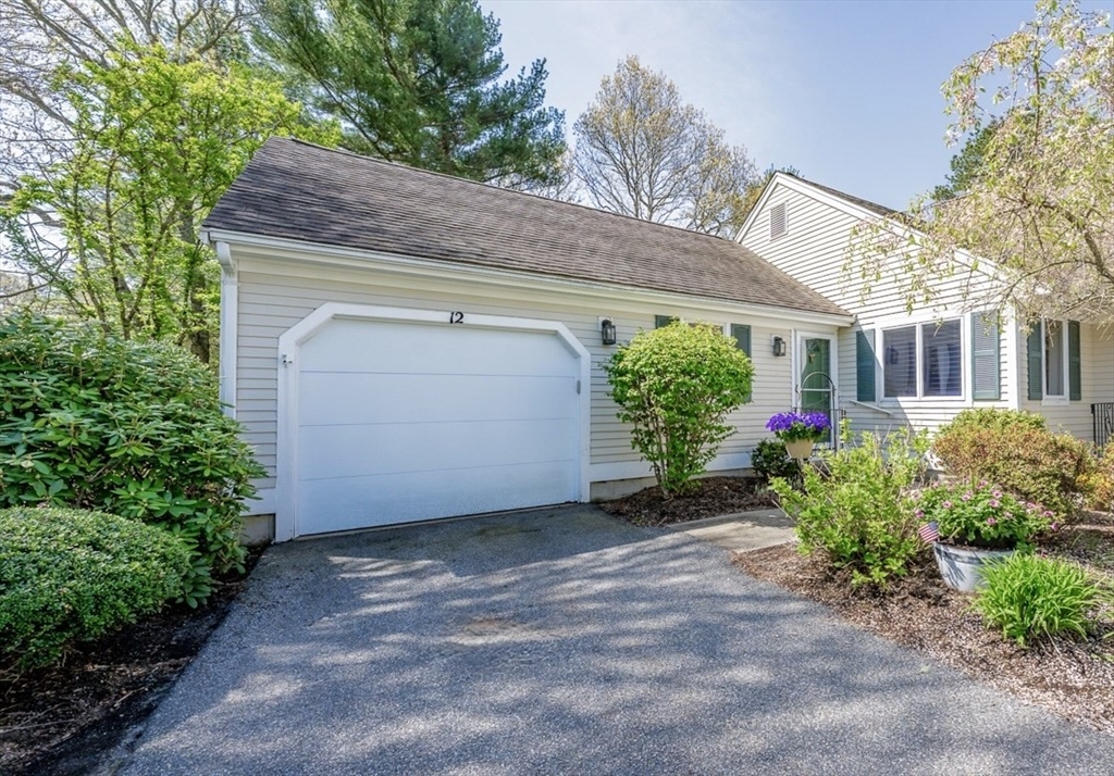 12 Kettle Ln, Mashpee, Massachusetts, 2 Bedrooms Bedrooms, 4 Rooms Rooms,2 BathroomsBathrooms,Residential,For Sale,Kettle Ln,73488797